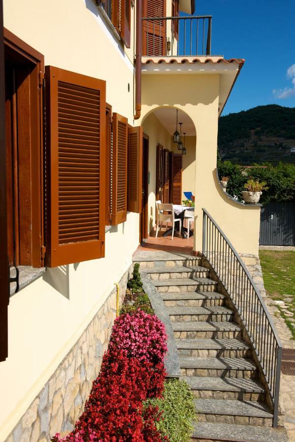 Appartamento Emma In Villa Laura Scala Exterior photo
